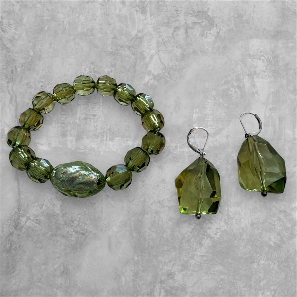 Women’s Olive Green Stretch Bracelet with Matching Earrings